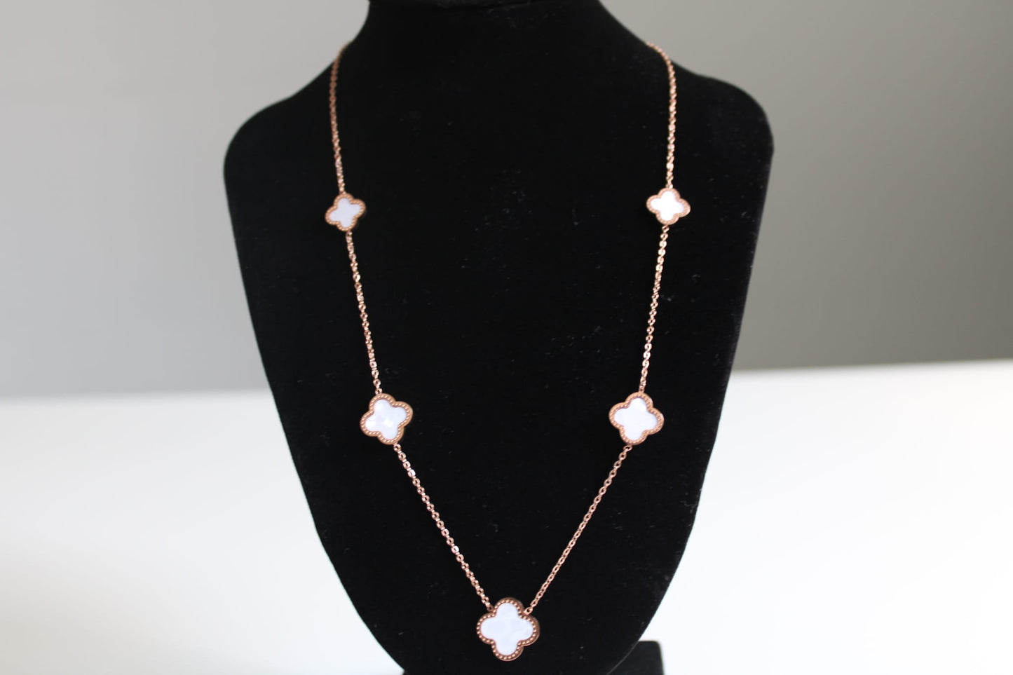 Fünfblütige Kleeblatt Halskette Roségold